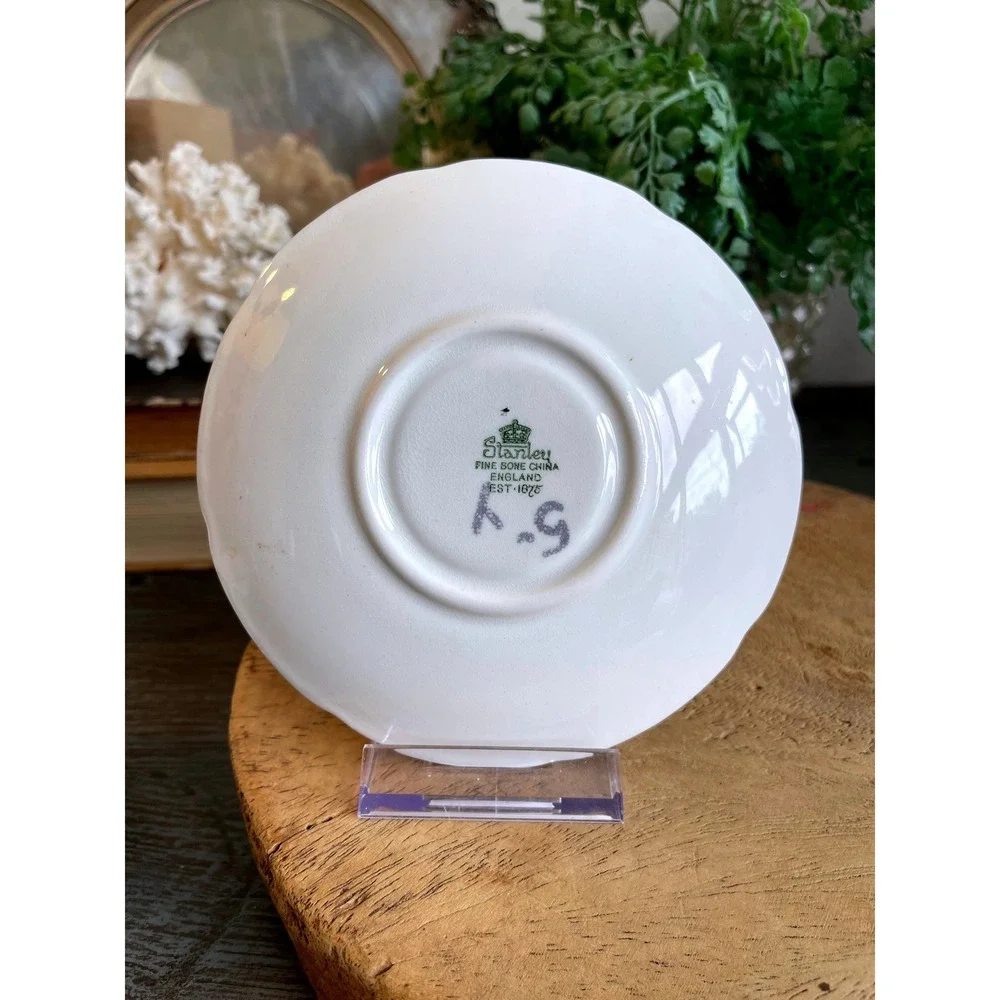 Vintage Stanley Bone China Teacup Saucer Yellow Rose Blue Gold England - Picture 10 of 10